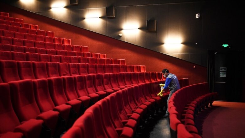 Правительство уточнило график работы учреждений культуры в нерабочие дни