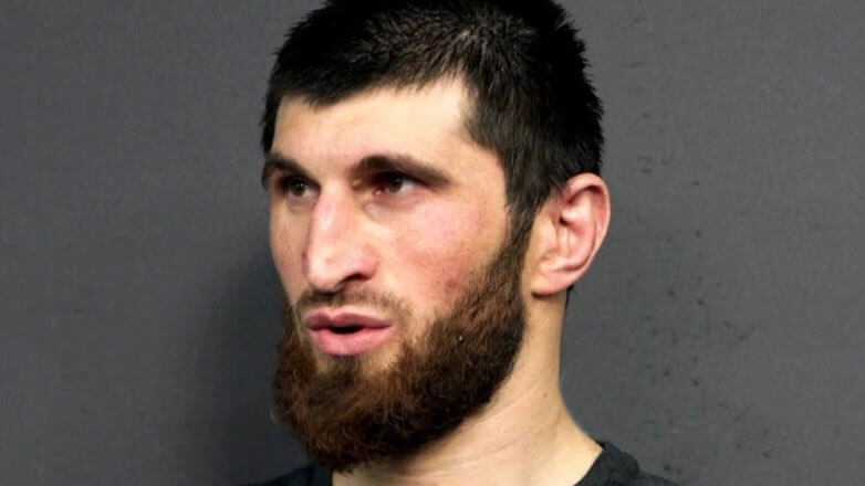 В UFC произошел скандал с участием спортсмена из России