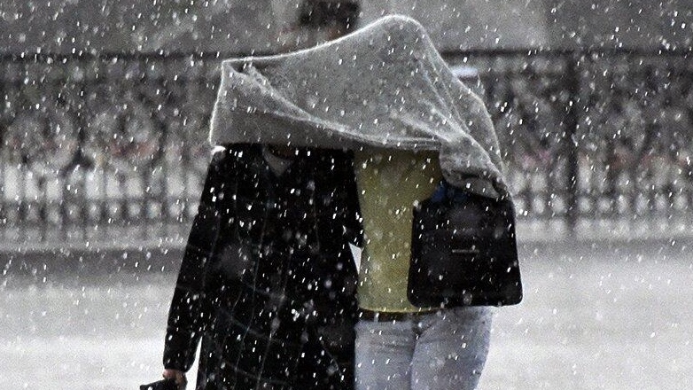 Москвичей предупредили о резком похолодании и снеге