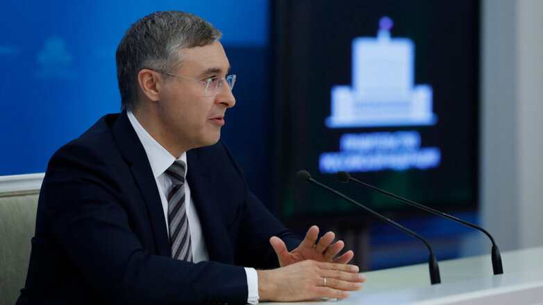 Глава Минобрнауки высказался против отмены ЕГЭ для гуманитарных направлений в вузах