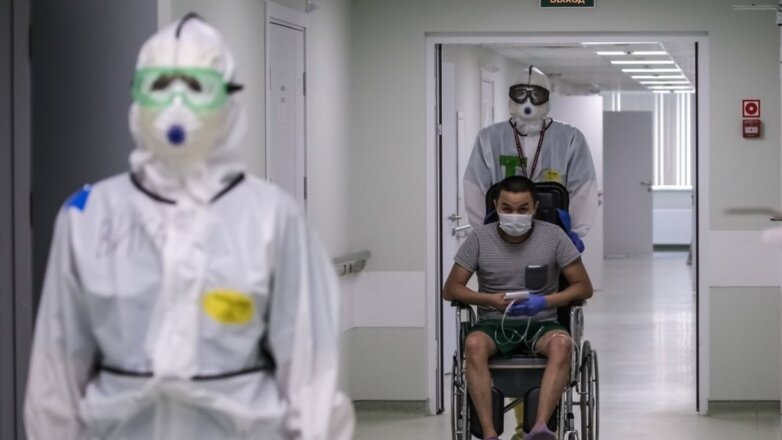 Раскрыт средний возраст пациентов с COVID-19 в Подмосковье