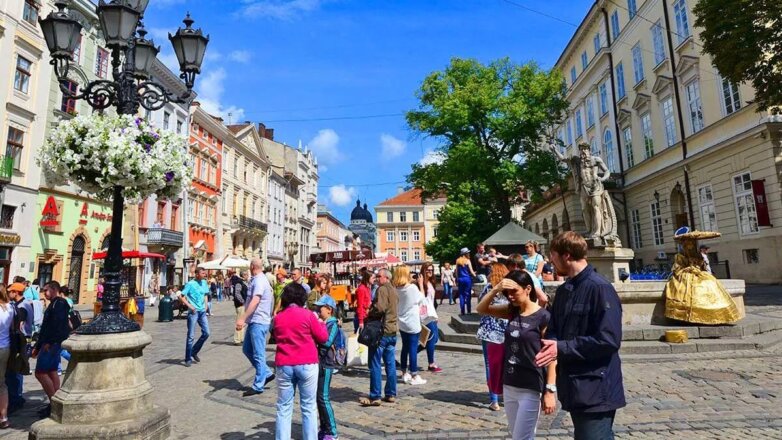 Украинский телеведущий рассказал об обмане туристов из России