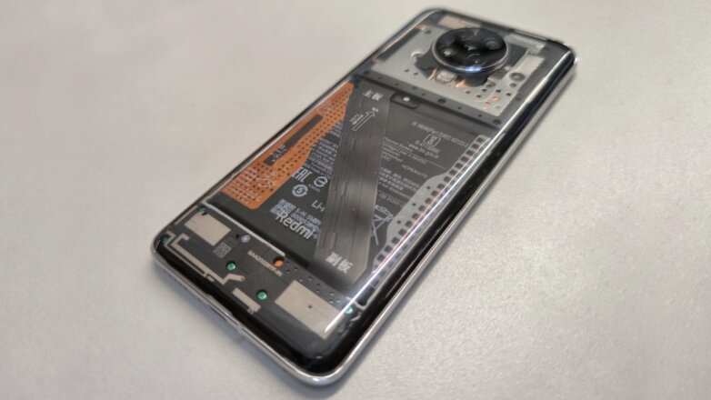 Xiaomi продемонстрировала прозрачный Redmi K30 Pro