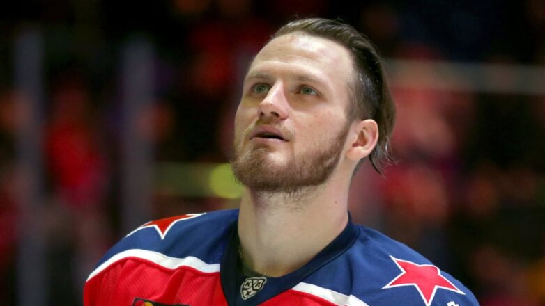 Контракт ЦСКА с хоккеистом Телегиным продлен на два года