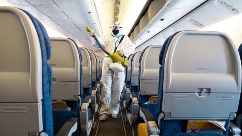 СМИ: COVID-19 вызовет серьезные задержки авиарейсов