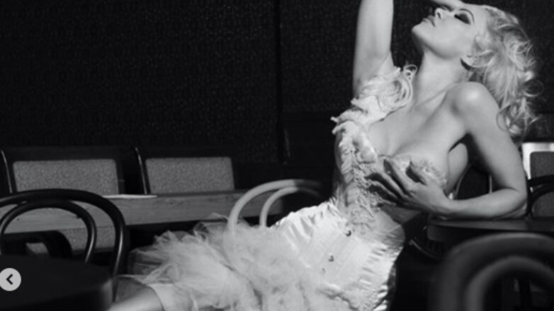 52-летняя Памела Андерсон нашла повод для обнаженной фотосессии