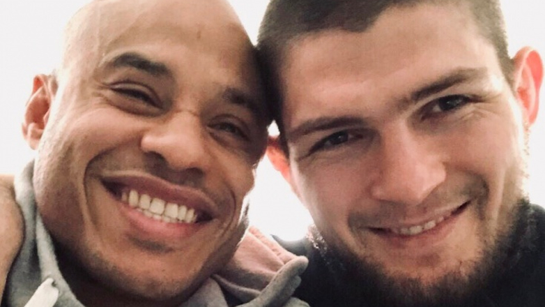 Менеджер Нурмагомедова назвал новости о завершении бойцом карьеры фейком