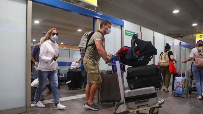 Роспотребнадзор обновил требования для пассажиров вывозных рейсов