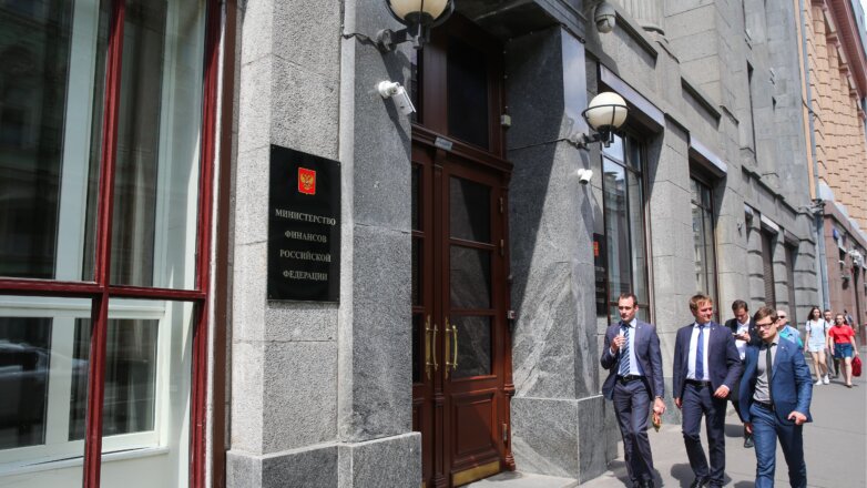 Минфин продлит режим безналогового вывода дивидендов за рубеж