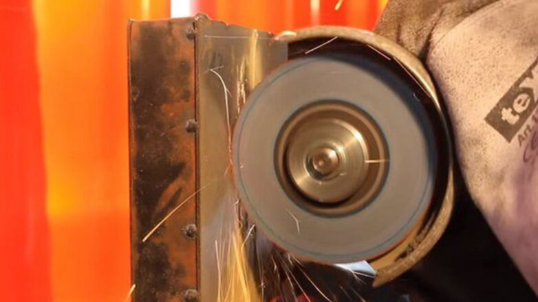 Ученые изобрели неразрезаемый материал