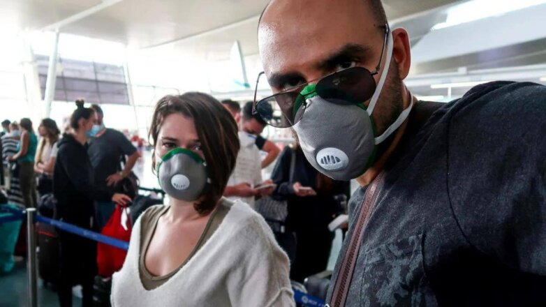 Ученые рассказали о пользе очков во время пандемии