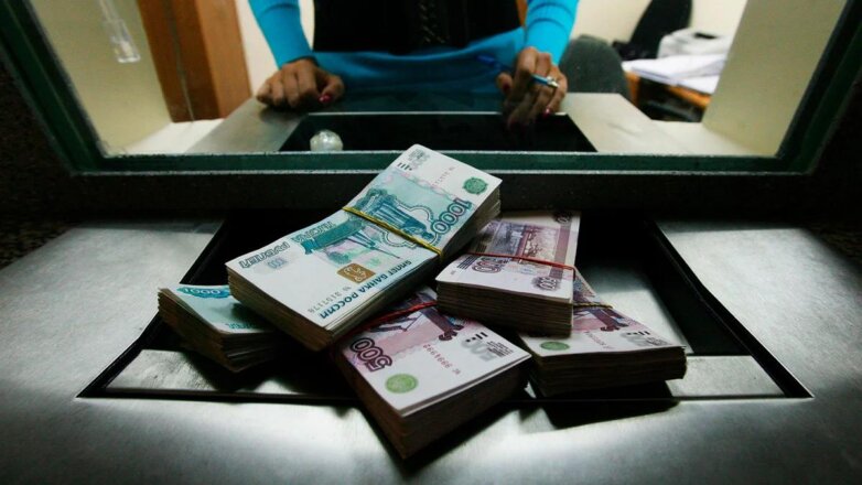 Стало известно, почему банк может забрать часть средств с вклада