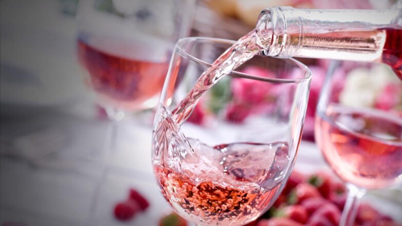 Назван алкогольный напиток, снижающий уровень «плохого» холестерина