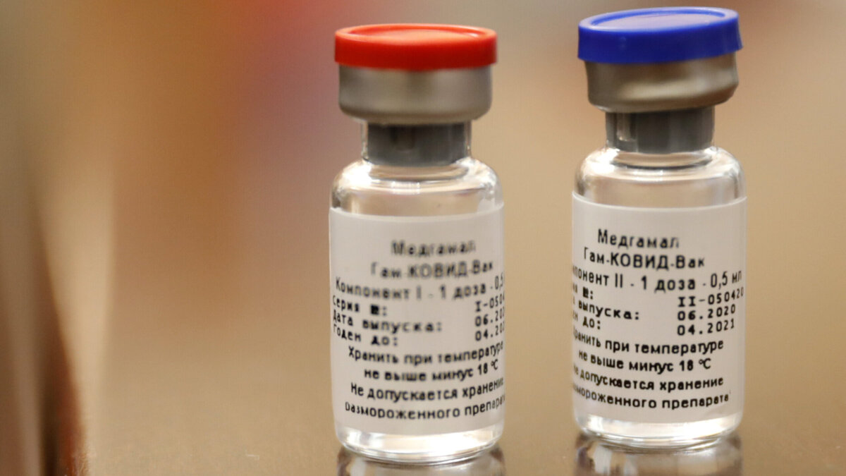 Опубликованы результаты исследований российской вакцины против COVID-19