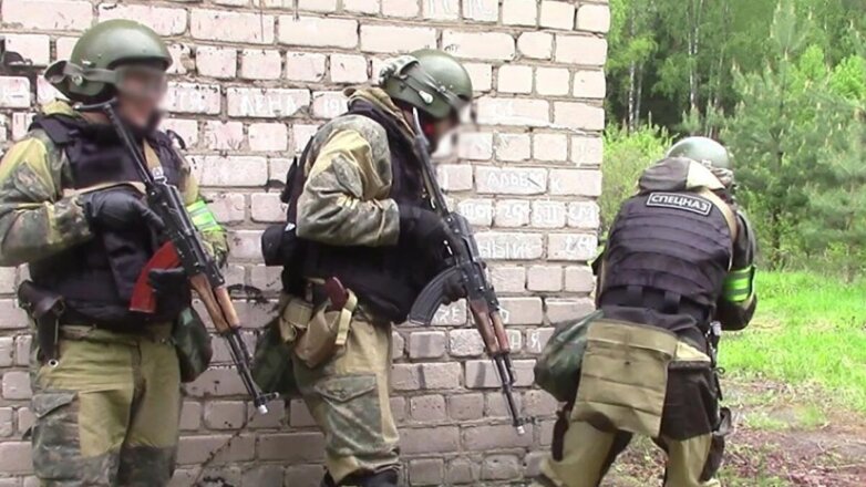 В Крыму уничтожили вооруженного боевика, оказавшего сопротивление