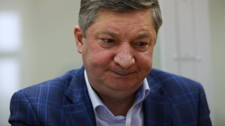 Экс-замглавы Генштаба обвинили в получении взятки в особо крупном размере