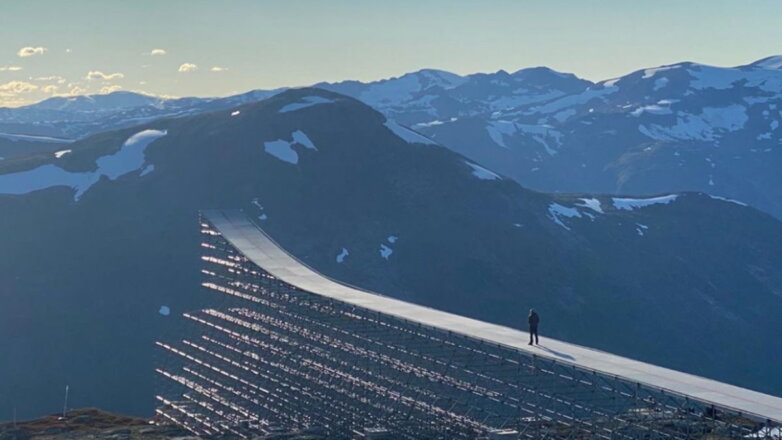 Том Круз исполнил смертельно опасный трюк: видео