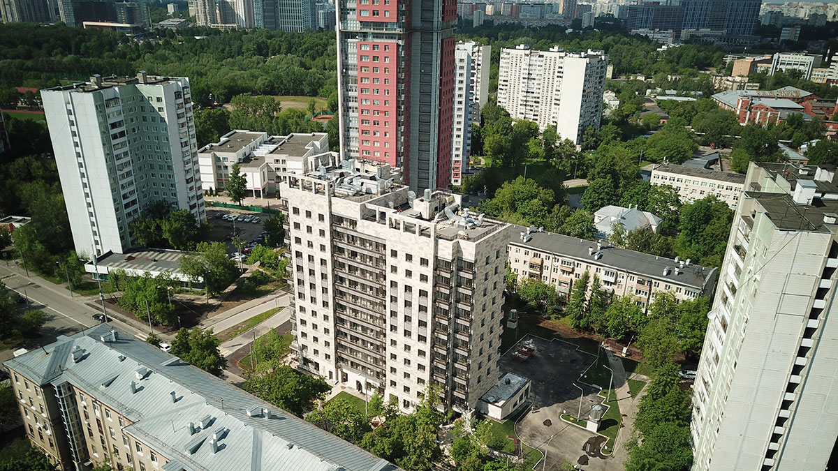 Россияне начали массово скупать вторичное жилье