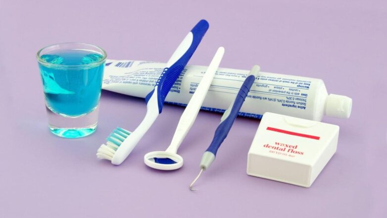 Стоматолог объяснила, почему опасно не проверять зубы больше года