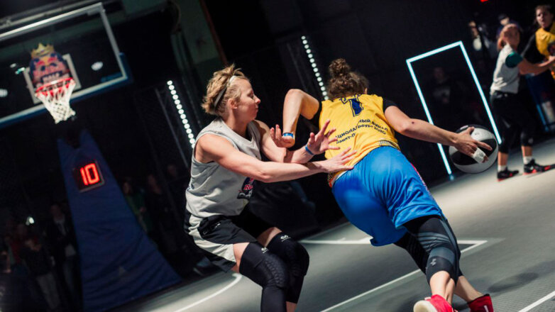Определены победители национального финала Red Bull Half Court