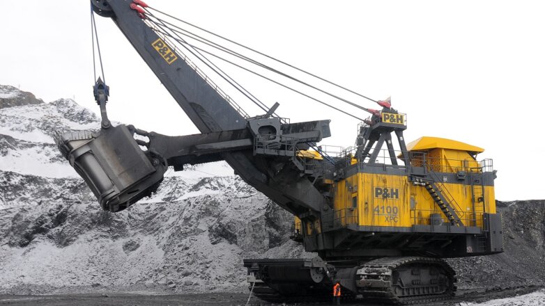 Экскаваторы КРУ будут контролироваться удаленно