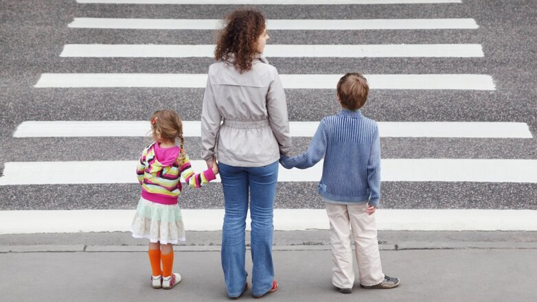 В России с 1 марта изменились правила начисления детских пособий