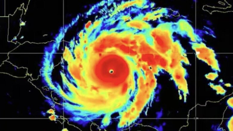 «Исторический» ураган «Йота» угрожает Центральной Америке