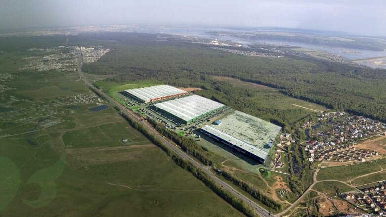 Новые приключения на рынке "Новая Тура"