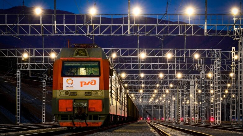 «Восточный Порт» построил самый современный на Дальнем Востоке железнодорожный парк