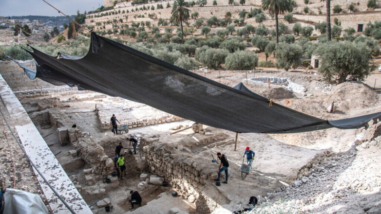 Святость места для христиан-паломников доказали ритуальной ванной