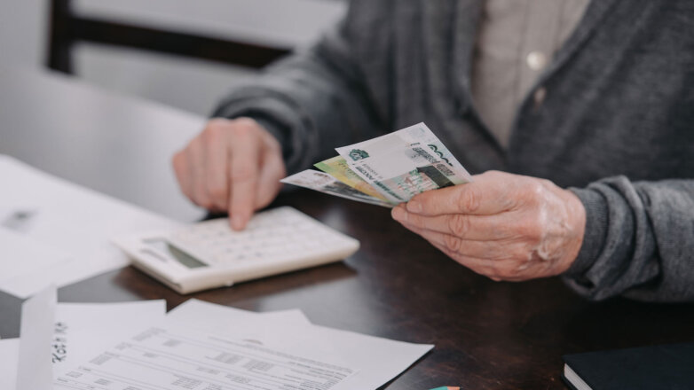 Повысить МРОТ до 20 тыс. руб. предложили депутаты Госдумы