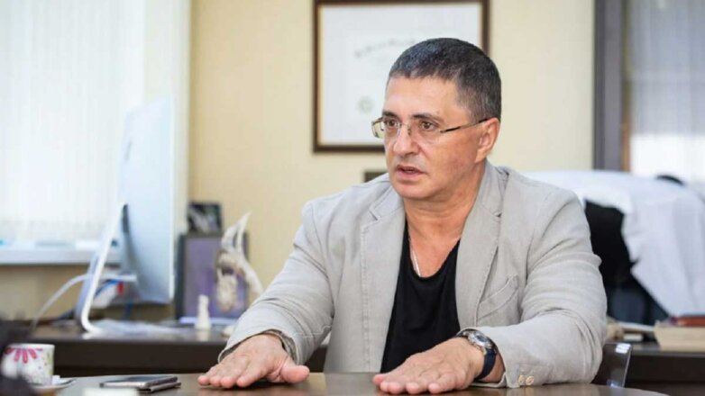 Доктор Мясников назвал три простых способа предотвратить рак кожи