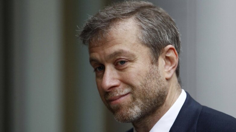 В Англии начинается суд по искам российских миллиардеров из-за книги о Путине