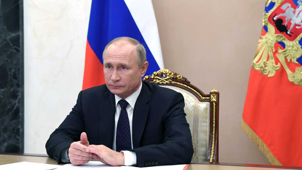 Путин рассказал о реализации трехстороннего соглашения по Карабаху