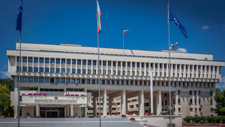 Помощника военного атташе при посольстве Болгарии выдворят из России