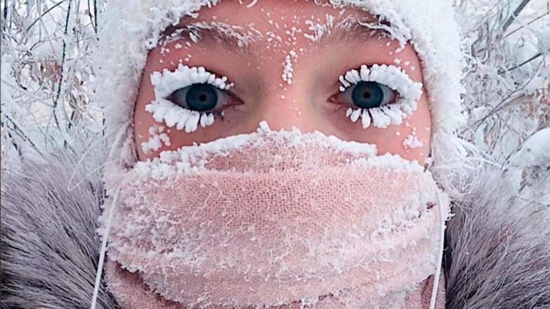 Врач рассказала, почему не стоит носить маску в мороз