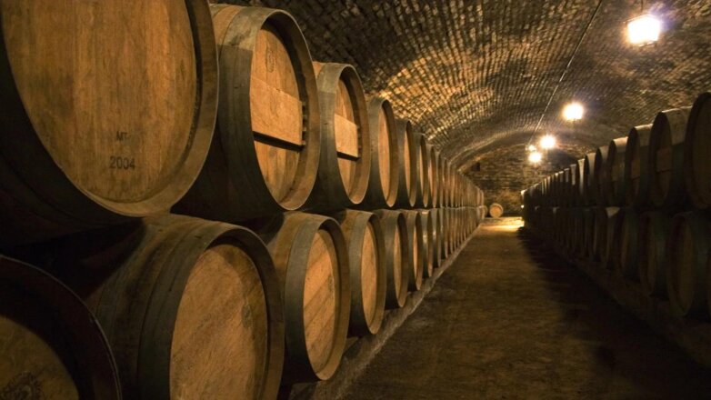 Структура банка "Россия" купила крымскую "Массандру" за 5,3 млрд рублей