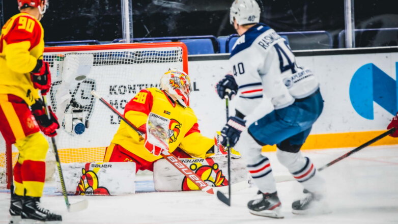 "Металлург" в гостях разгромил "Йокерит": видео