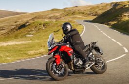 Мотоцикл Triumph Tiger 850 получил необычный двигатель