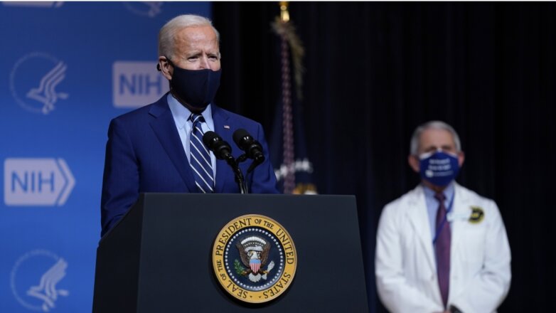 Что мешает Джо Байдену бороться с коронакризисом