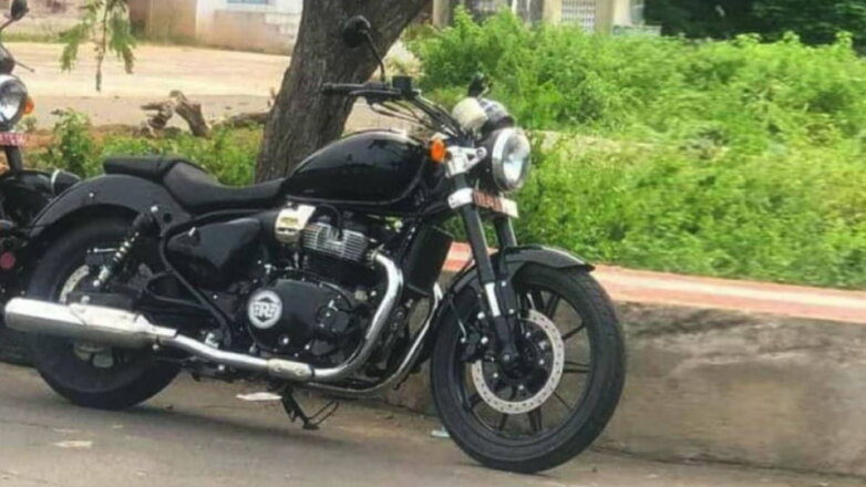 Новый круизер Royal Enfield 650cc попал на видео до официальной премьеры