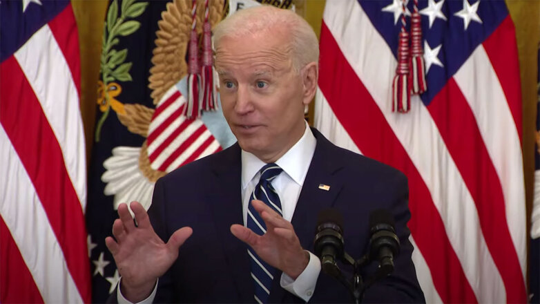 Байдена обвинили в "опасной слабости" в отношениях с Россией