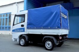 В России начали выпускать электромобили "Муравей" для полиции