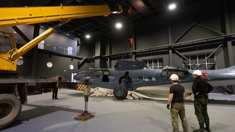 УГМК открывает выставку исторической авиатехники