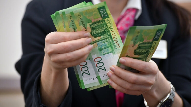 Ползучий переход наличности: что стоит за сменой дизайна российских банкнот