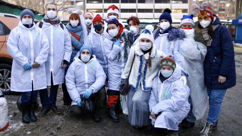 Аналитики выявили, в чем российские женщины активнее мужчин почти в 1,5 раза