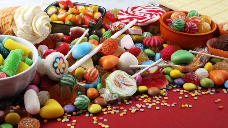 Врач рассказала о вреде желания сладко и жирно поесть