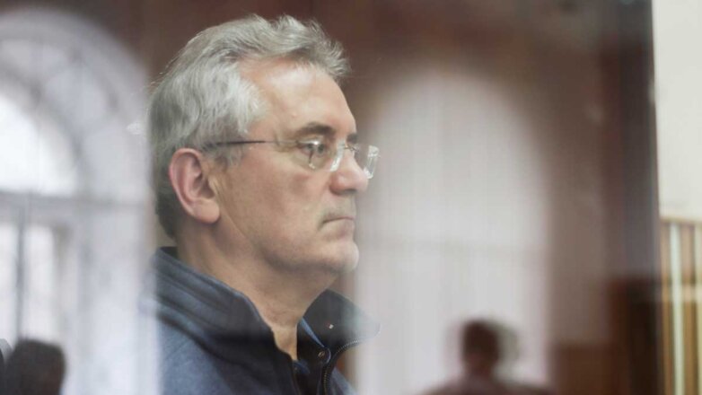 Экс-губернатор Белозерцев признал факт получения 20 млн рублей от бизнесмена Шпигеля