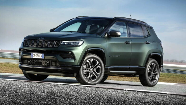 Jeep Compass представлен в новом виде, главные изменения – внутри