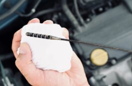 Моторное масло: каких проблем ждать, если оно не чернеет